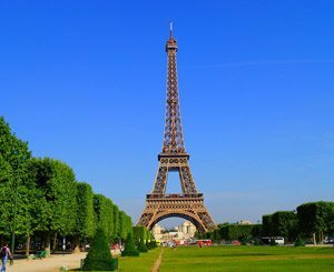 La tour Eiffel fermée au public mercredi 27 décembre en raison d'un mouvement de grève