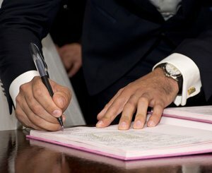 Les artisans signent deux conventions pour favoriser l'emploi dans leur secteur