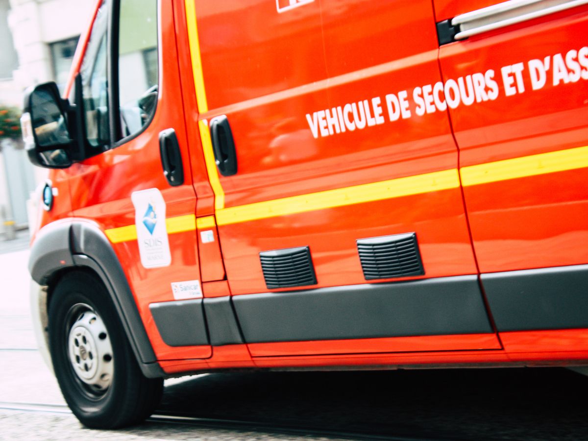 Cinq ouvriers "dans un état grave" après la chute d'une nacelle à Bordeaux