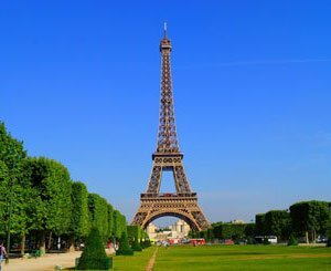 Le projet de la mairie de Paris autour de la Tour Eiffel de nouveau retoqué par la justice