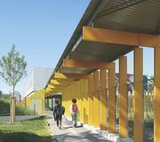 La restructuration joyeuse, un lycée par l'Atelier Philéas à Bobigny