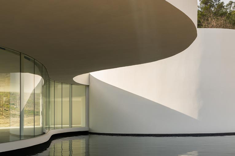 Dernière œuvre posthume d’Oscar Niemeyer inaugurée en France