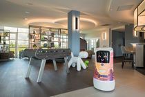 Robot majordome pour room service