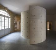 L'antispectacle de Lee Ufan et Tadao Ando, à Arles